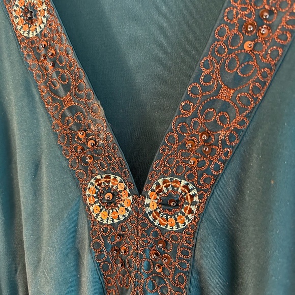 gold sequin embroidered top by The Limited - Picture 2 of 4